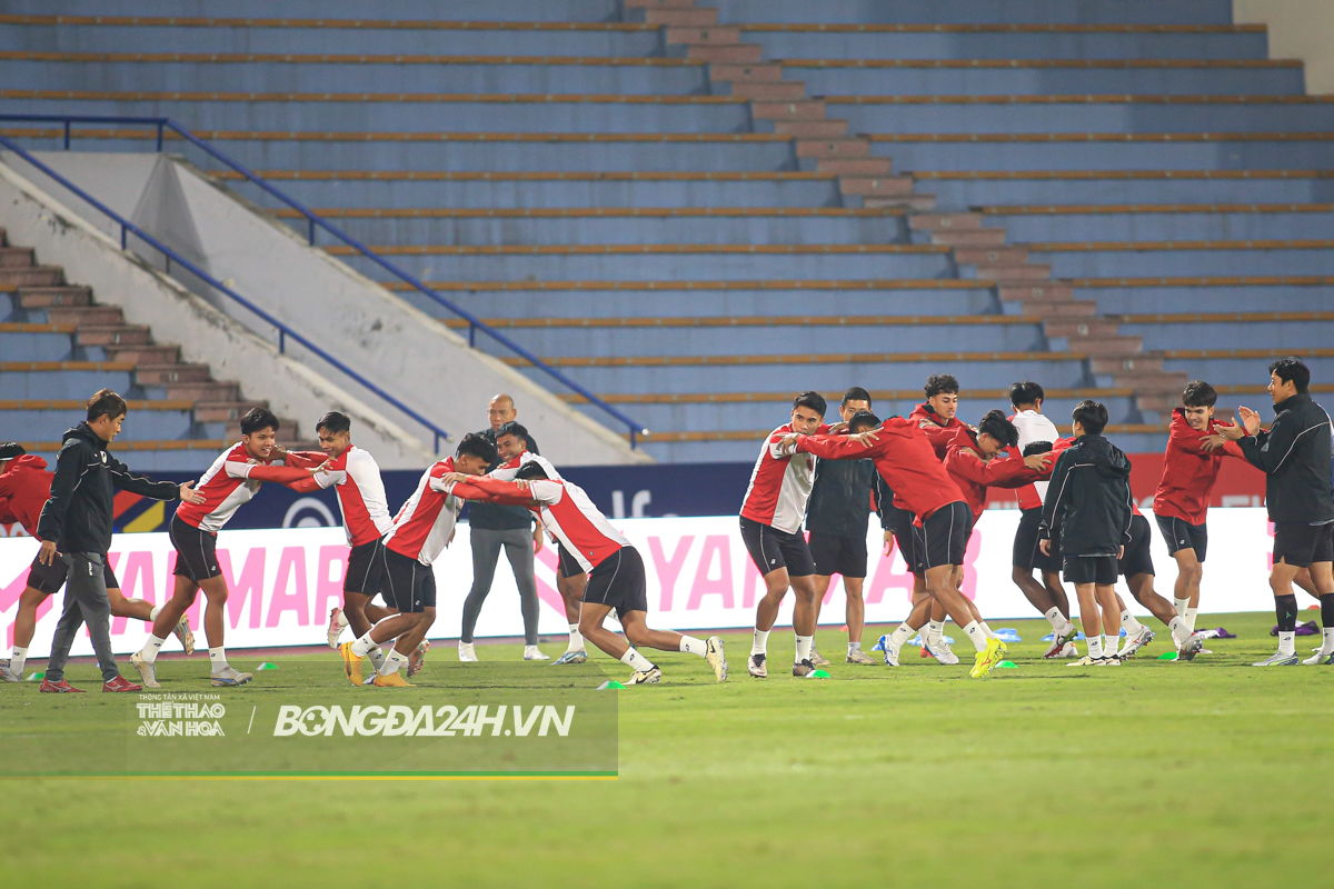 ĐT Indonesia tập ném trước trận gặp Việt Nam 9 ĐT Indonesia tập ném trước trận gặp Việt Nam 9