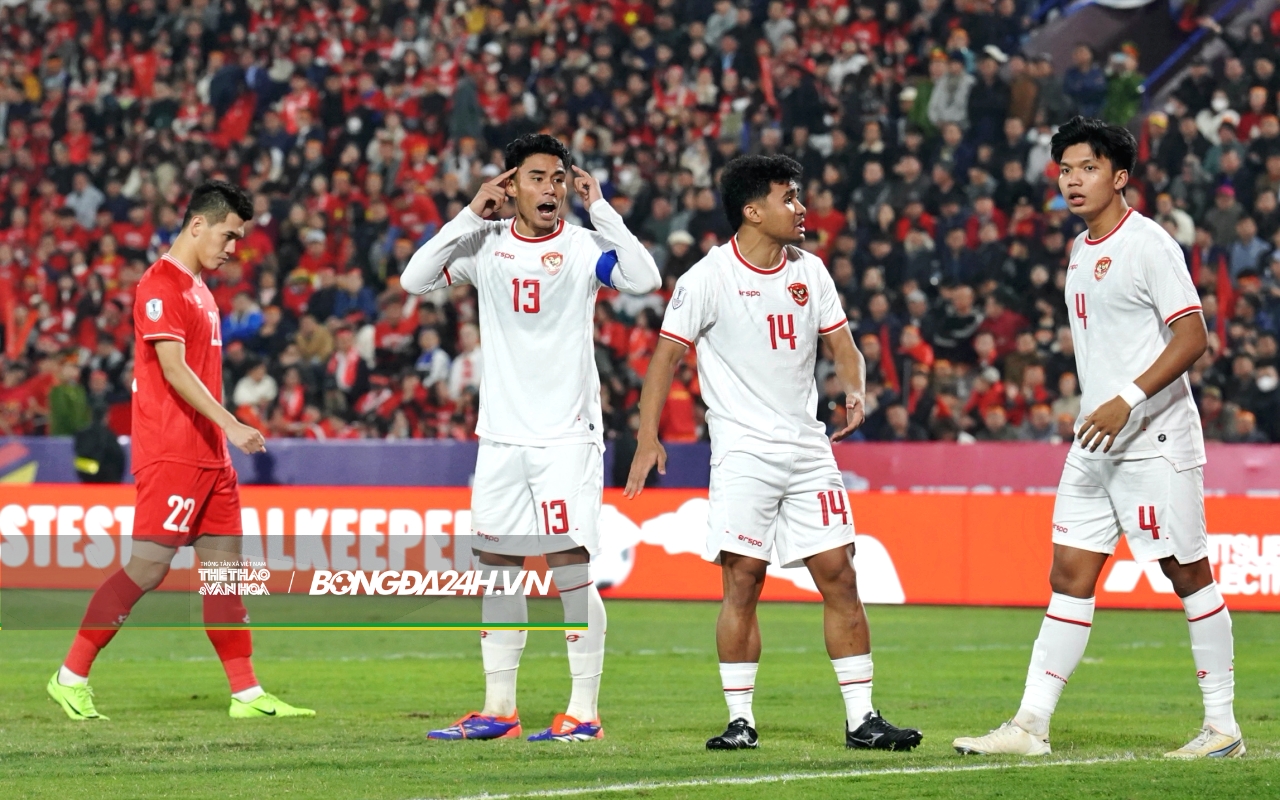 Màn trả nợ ngọt ngào của Quang Hải 7