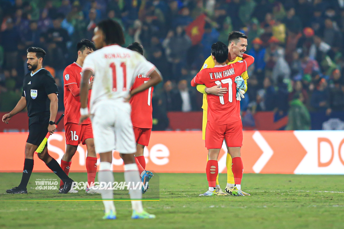 Nụ cười của Nguyễn Filip 6