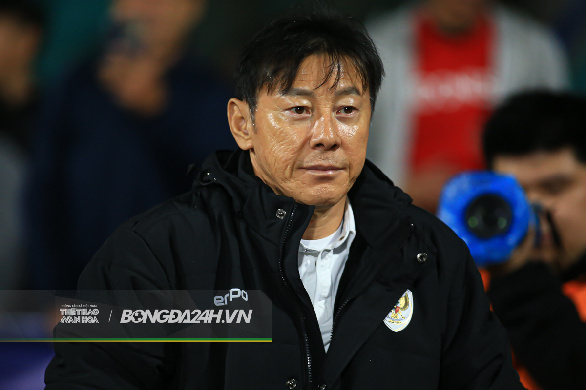 HLV Shin Tae Yong dT Viet Nam vs Indonesia 15/12