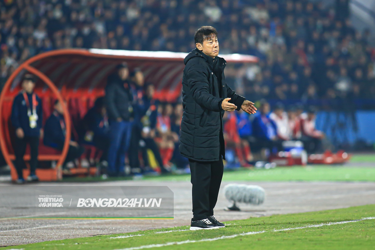 HLV Shin Tae Yong thừa nhận áp lực trước đại chiến Philippines 1