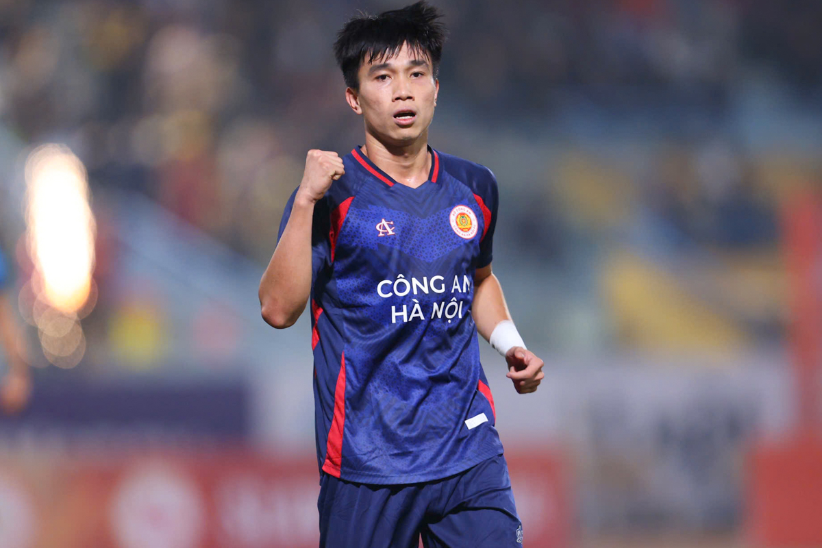 Chân sút Champions League bất lực trước CLB CAHN 8