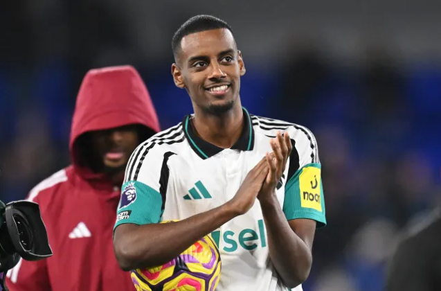 Alexander Isak đá thế này, các “ông lớn” không mê mới lạ! 1