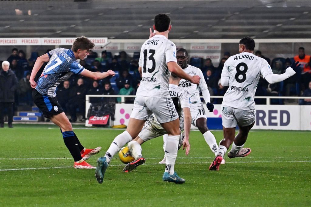 Charles De Ketelaere Cuộc đời sang trang mới 2