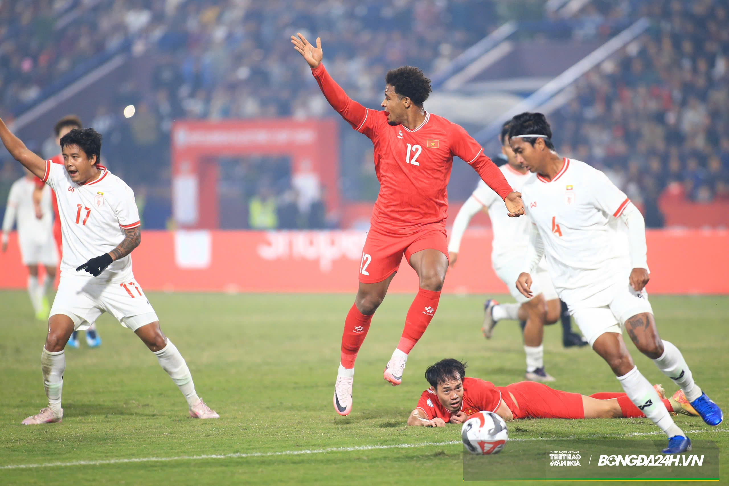 ĐT Việt Nam vô địch ASEAN Cup 2024 Chiến tích bi tráng của sự hy sinh 2