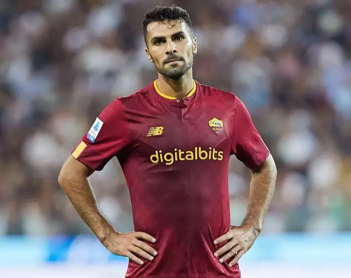 tieu-su-cau-thu-zeki-celik tieu-su-cau-thu-zeki-celik