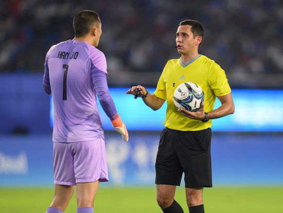 uzbekistan-referee-lutfullin-rustam-r-gestures-during-550nw-14129376m