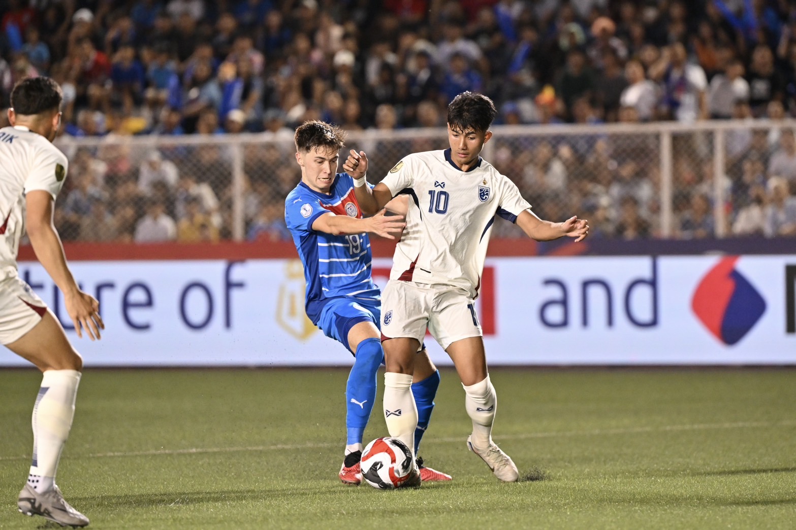 Philippines chinh phục nhiều cột mốc chói lọi nhờ thắng lợi lịch sử trước Thái Lan 1 Philippines chinh phục nhiều cột mốc chói lọi nhờ thắng lợi lịch sử trước Thái Lan 1