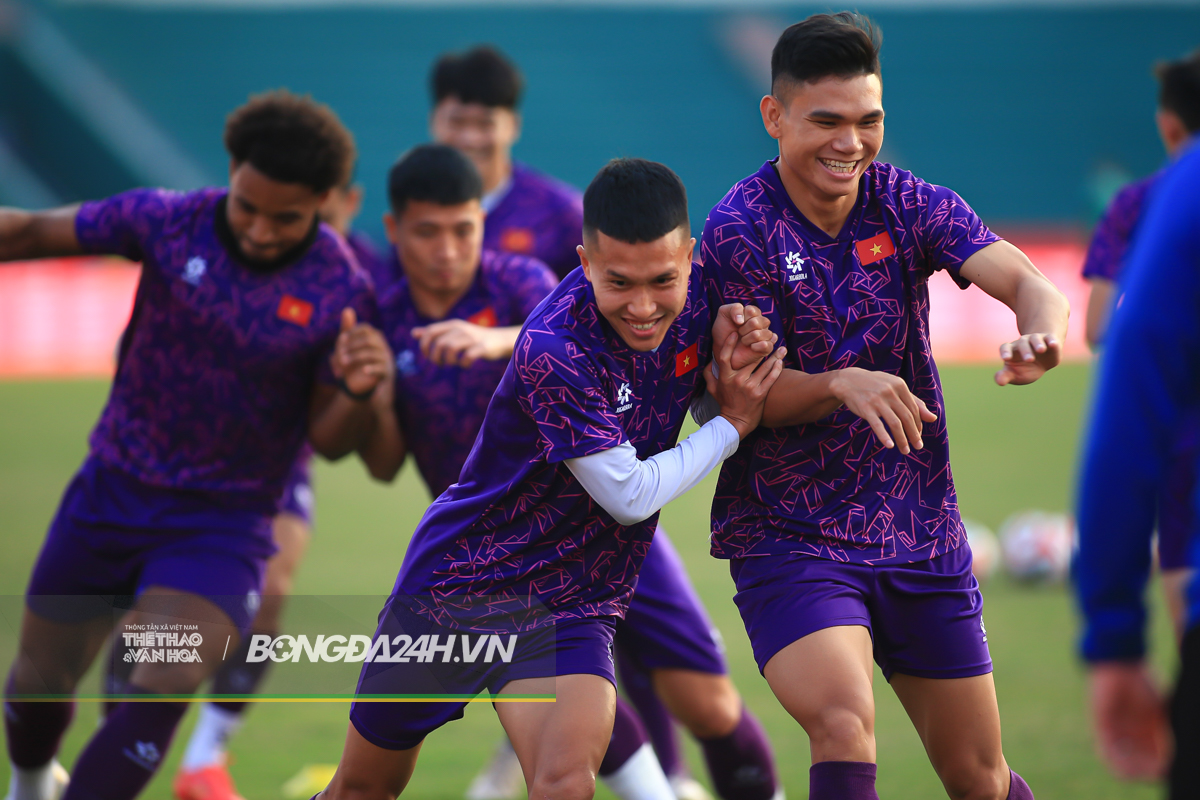 Tuyển Việt Nam thoải mái trước trận gặp Singapore 4