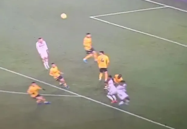 Rasmus Hojlund tiếp tục nổi điên với Amad Diallo 2