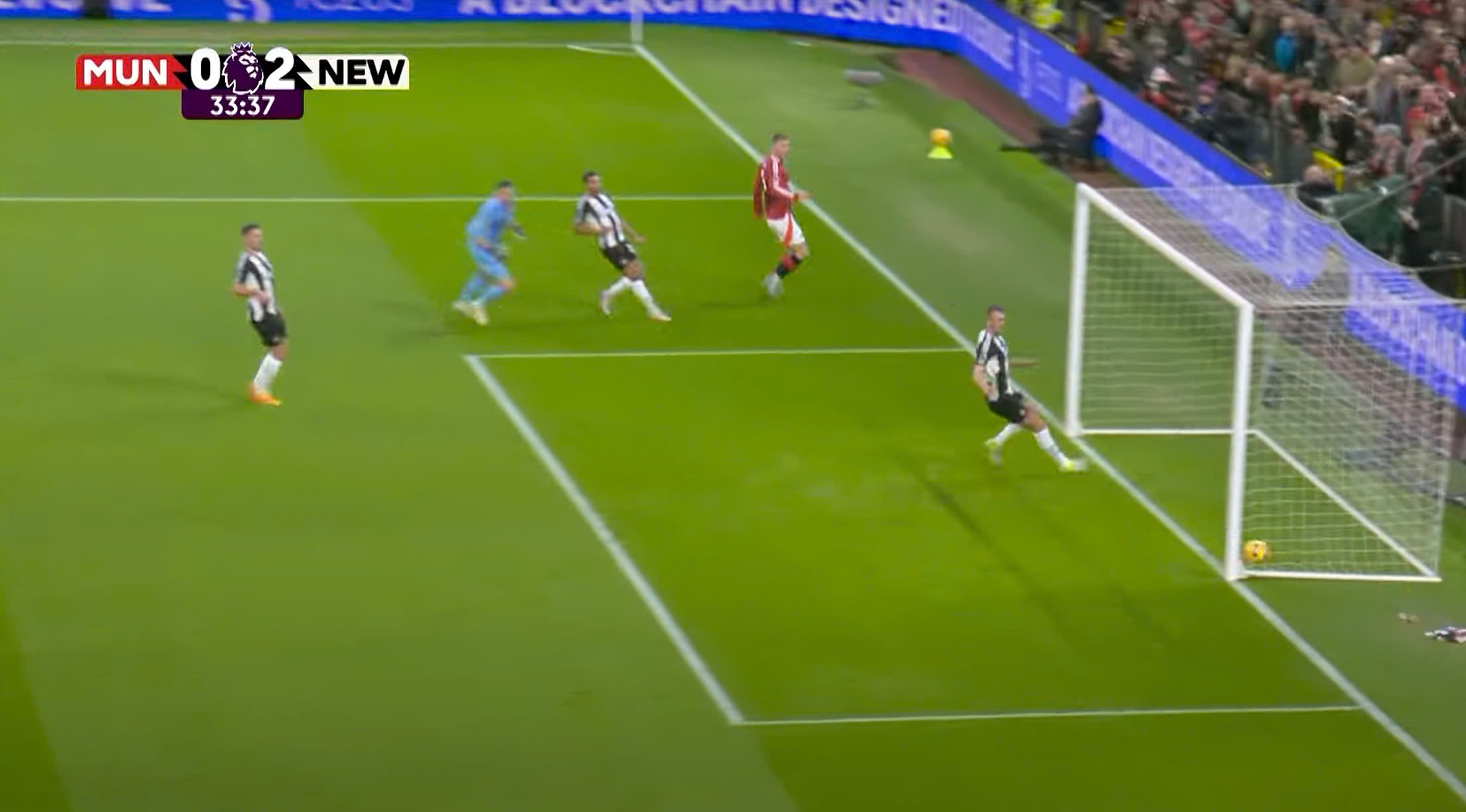 Liệu gánh xiếc Man United có thực sự tệ đến mức phải đua trụ hạng 9