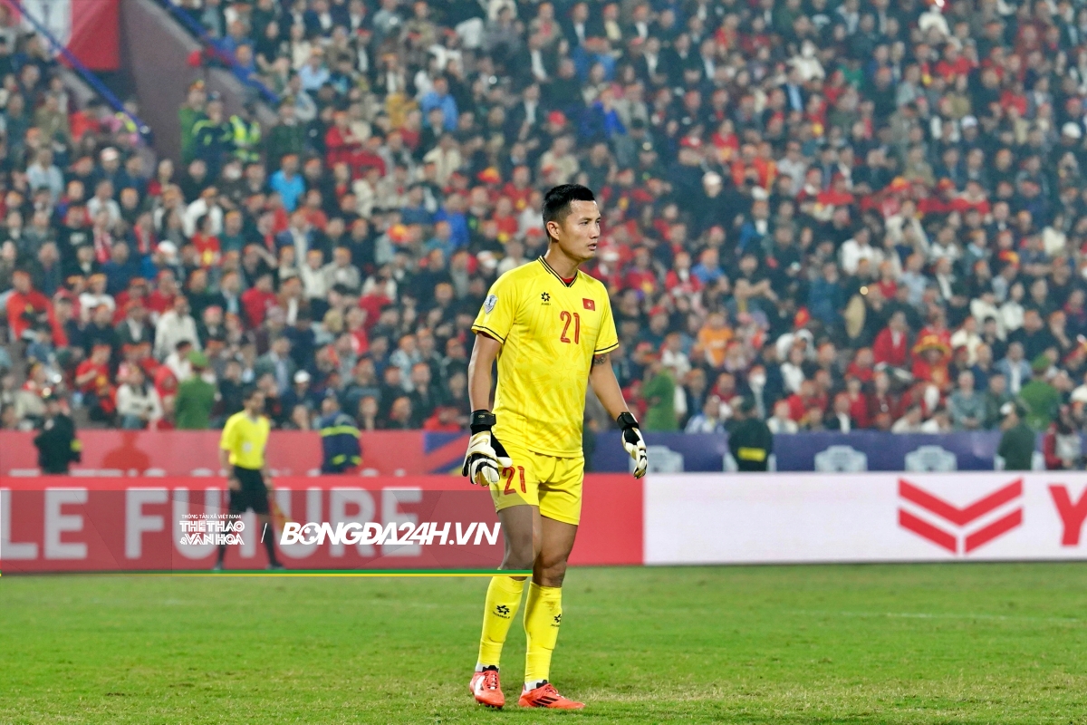 Nỗ lực của Đình Triệu trước sự tin tưởng của HLV Kim Sang Sik 3