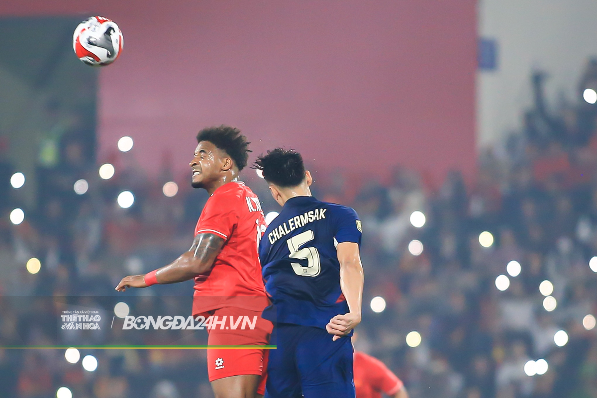 Nỗ lực của Đình Triệu trước sự tin tưởng của HLV Kim Sang Sik 6