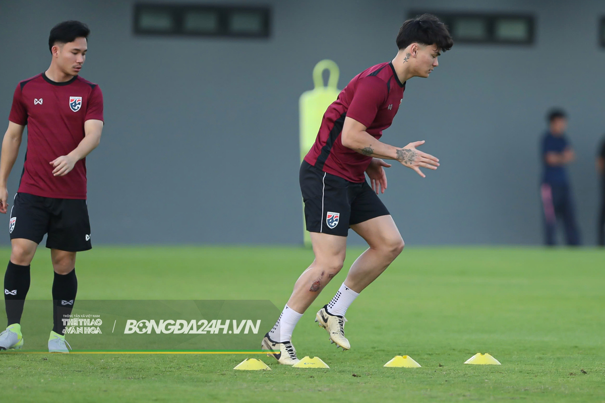 Buổi tập cuối của ĐT Thái Lan không theo kế hoạch 7 Buổi tập cuối của ĐT Thái Lan không theo kế hoạch 7
