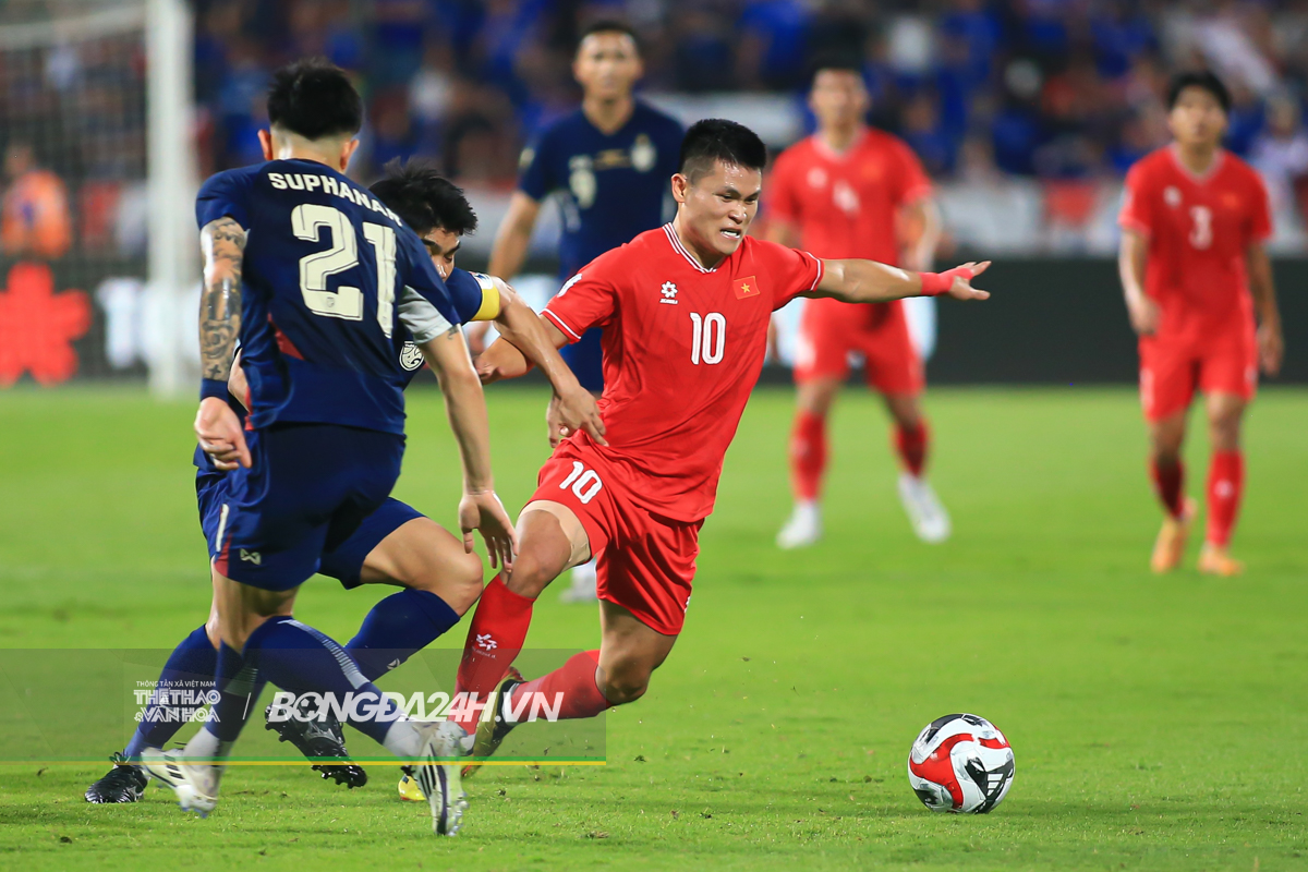 Tuấn Hải là bất ngờ ĐT Việt Nam dành cho người Thái 7 Tuấn Hải là bất ngờ ĐT Việt Nam dành cho người Thái 7