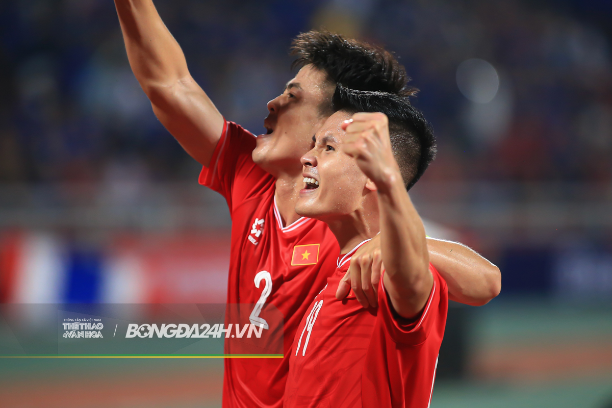 Quang Hải lỡ cơ hội chạm trán Bruno Fernandes 1