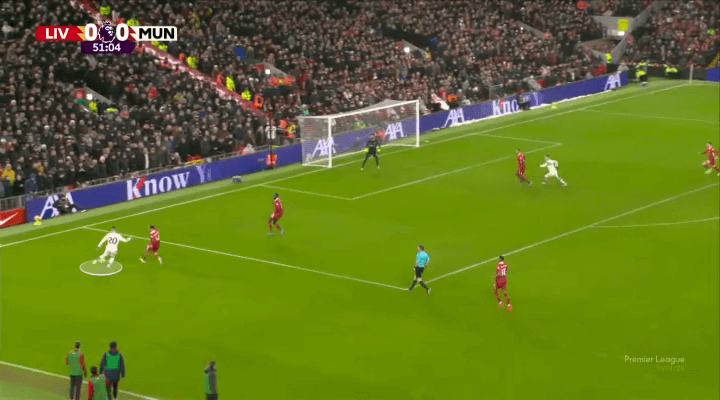 Mổ băng Liverpool 2-2 Man Utd Vai trò khác thường của Bruno Fernandes và sự vất vả của Trent Alexander-Arnold 24