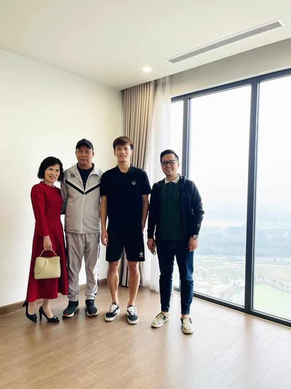 Hoàng Đức tậu nhà hơn 10 tỷ sau thành công tại ASEAN Cup 2024 1