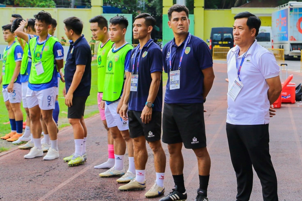 GdKT Nguyen Minh Dung chia tay dong Thap