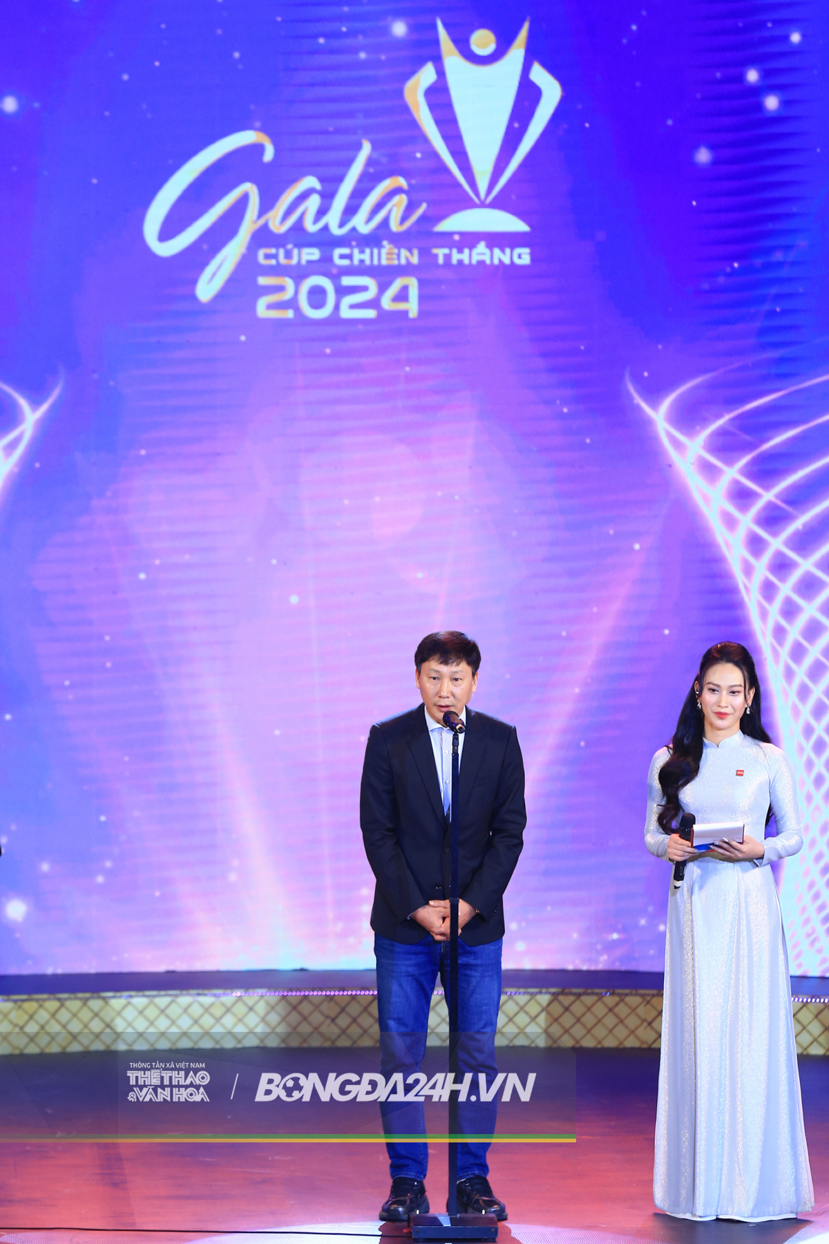 Lời chúc ý nghĩa của HLV Kim Sang Sik 1