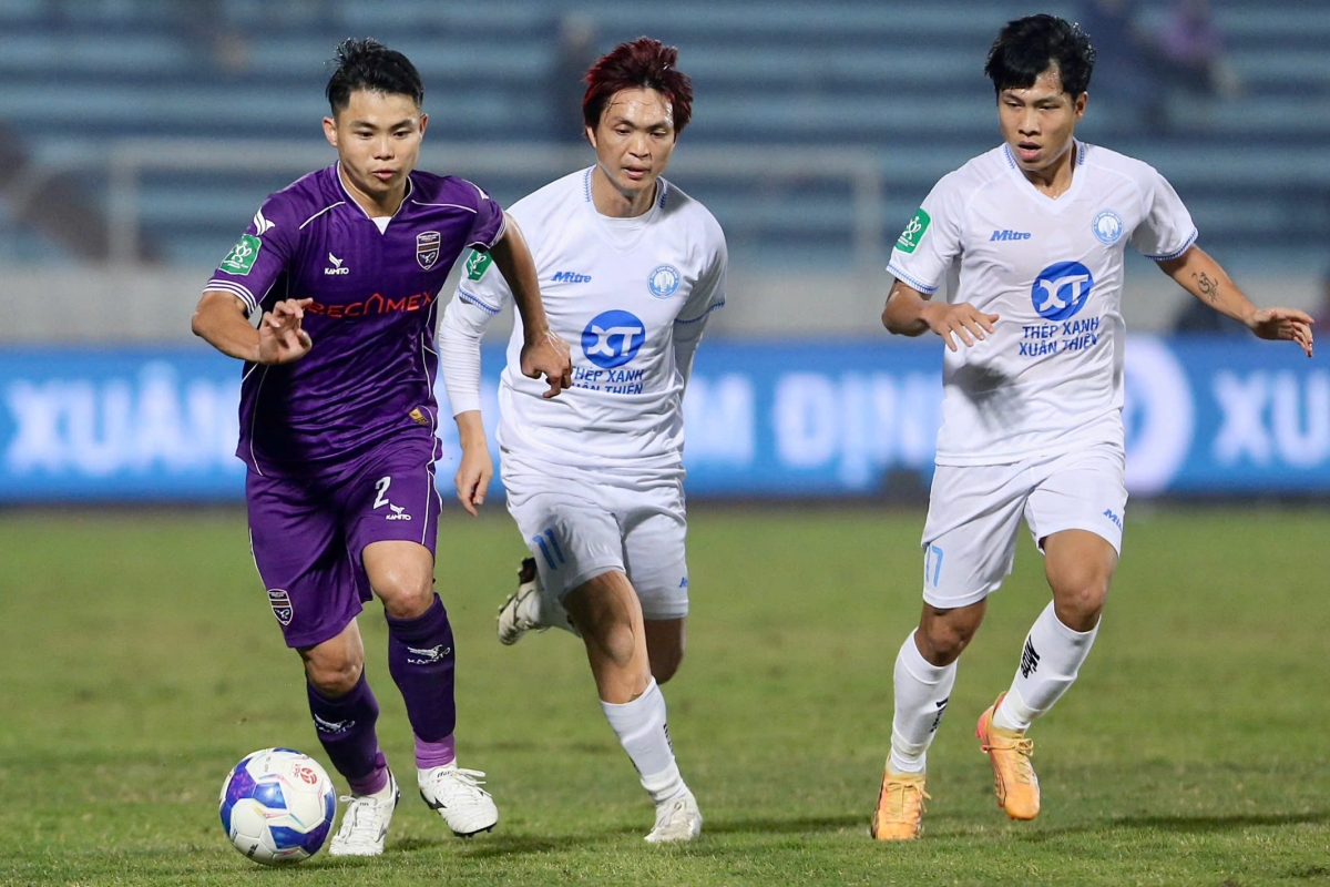 CLB Nam Định trong nỗi nhớ Nguyễn Xuân Son 2 CLB Nam Định trong nỗi nhớ Nguyễn Xuân Son 2