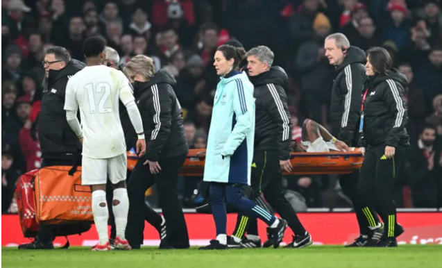 Điểm tin sáng 131 Man United có thể sở hữu Kvaratskhelia 2