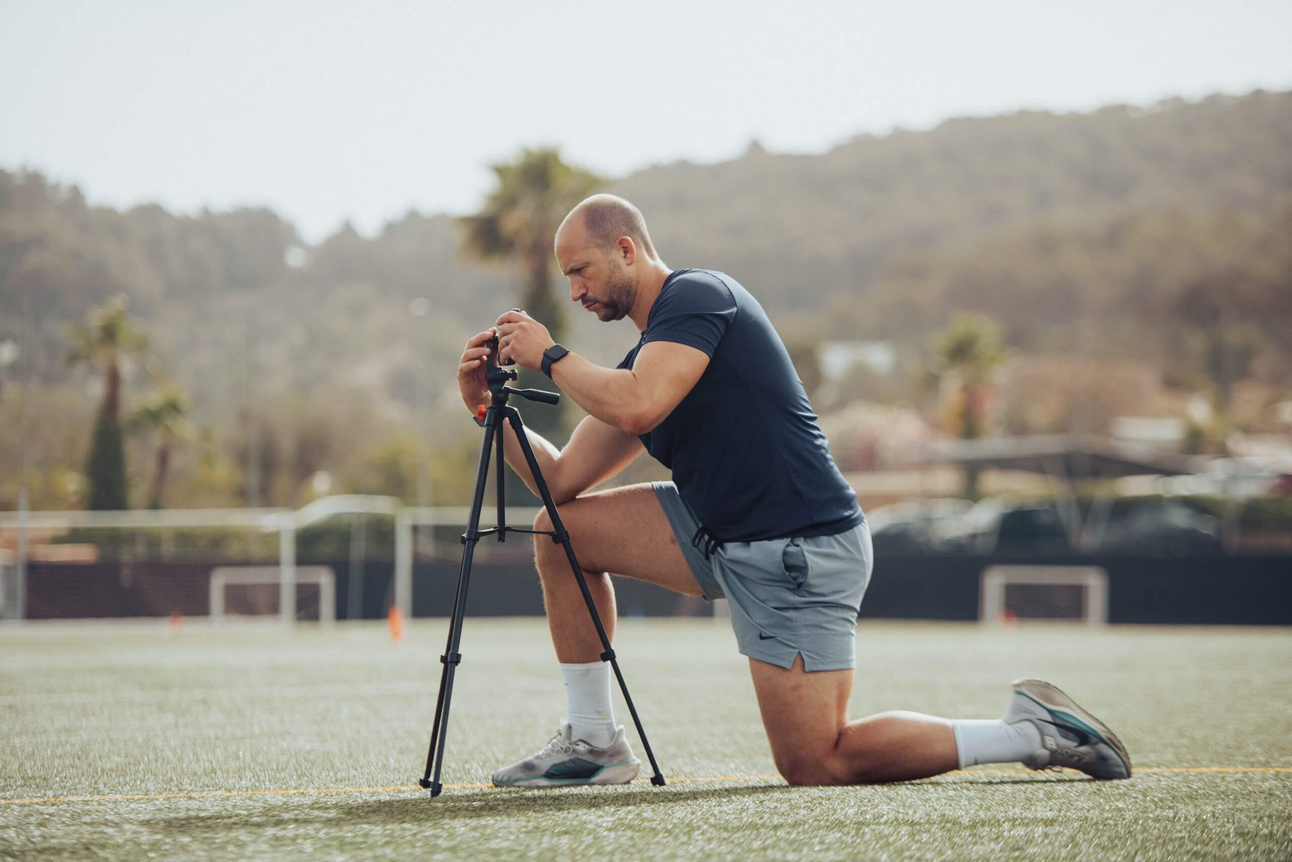 Tại sao các cầu thủ Premier League lại sử dụng các HLV cá nhân 5