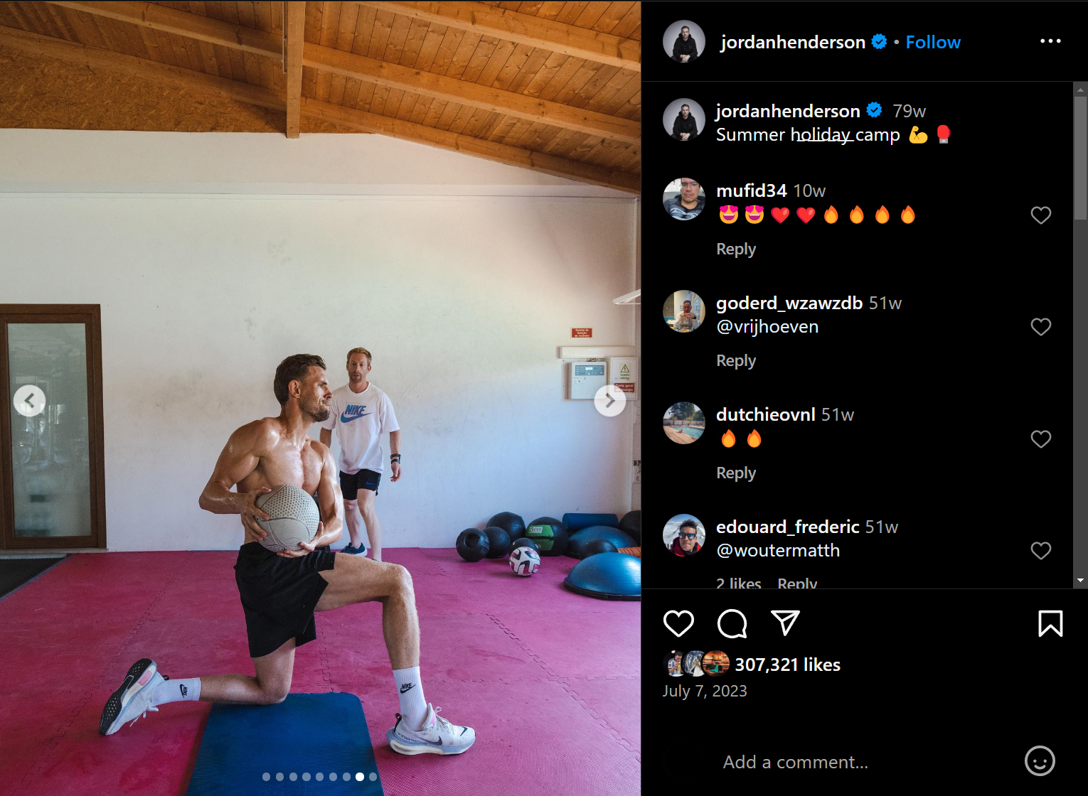 Tại sao các cầu thủ Premier League lại sử dụng các HLV cá nhân 1