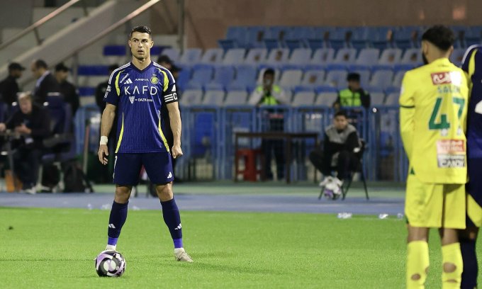 Ở tuổi 40, Cristiano Ronaldo là ai 1