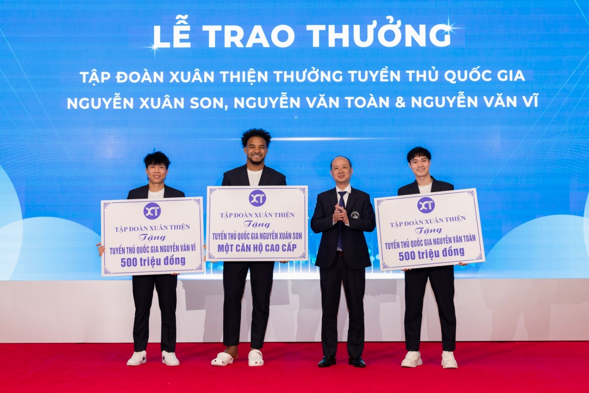 Xuân Son từng nhận đề nghị khủng từ đại gia Saudi Arabia 1