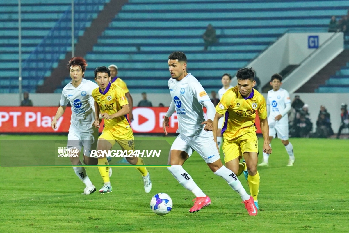 Màn ra mắt không như ý của HLV Hoàng Văn Phúc 5