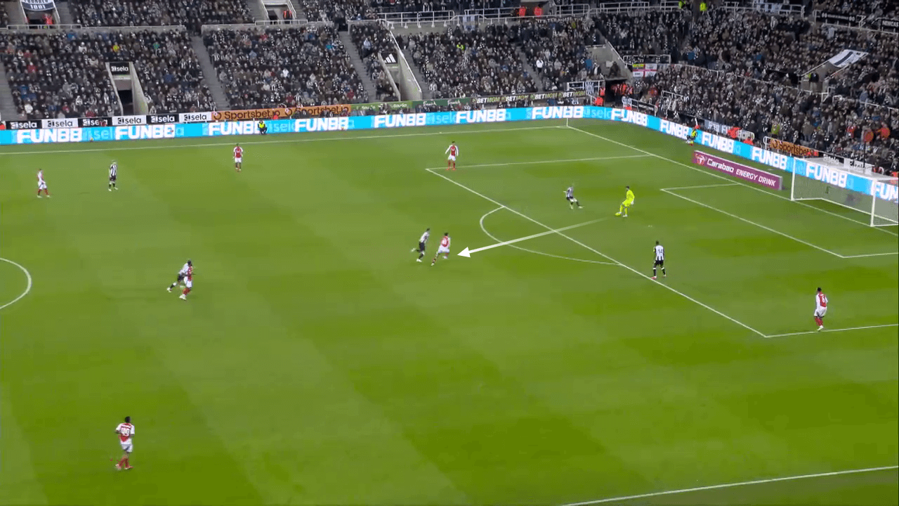 Bài vở pressing của Eddie Howe Không lối thoát cho Arsenal! 20