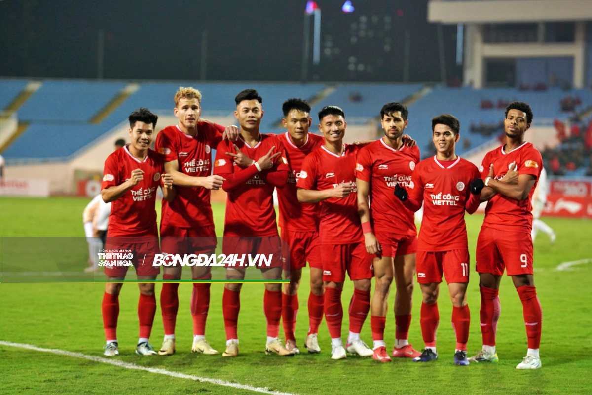 Thủ môn ĐT Việt Nam nhận trái đắng trong trận đầu xuân cùng HAGL 8