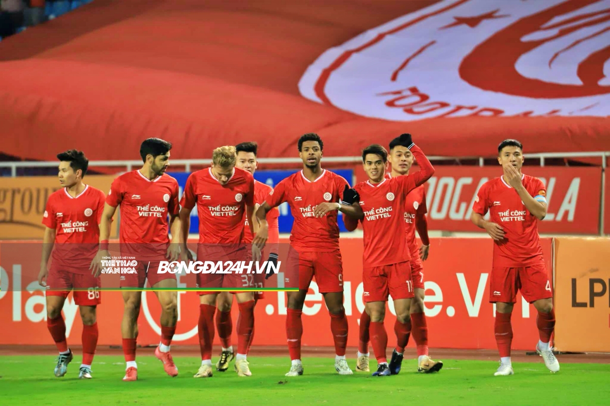 Thủ môn ĐT Việt Nam nhận trái đắng trong trận đầu xuân cùng HAGL 4