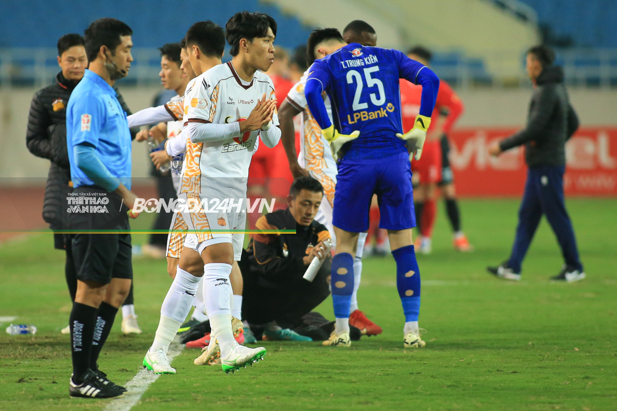 Cặp trung vệ đủ tuổi dự SEA Games của HAGL 1