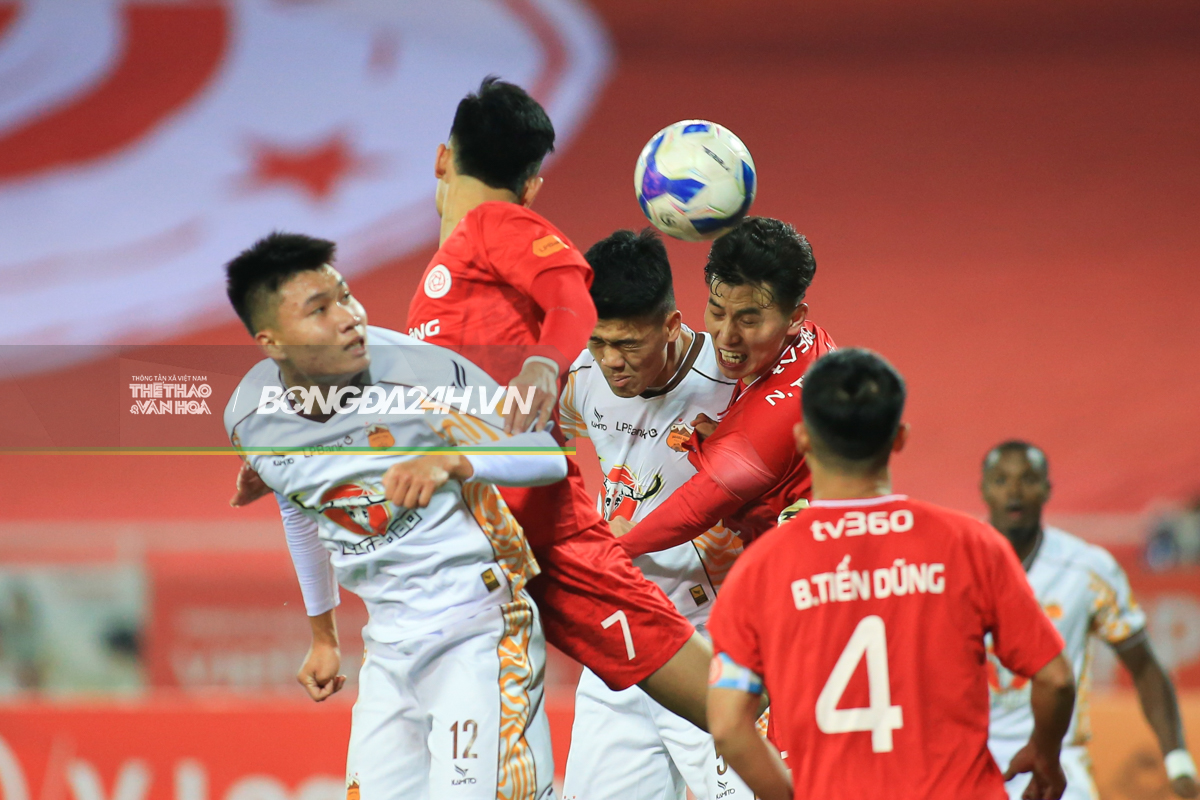 Cặp trung vệ đủ tuổi dự SEA Games của HAGL 5