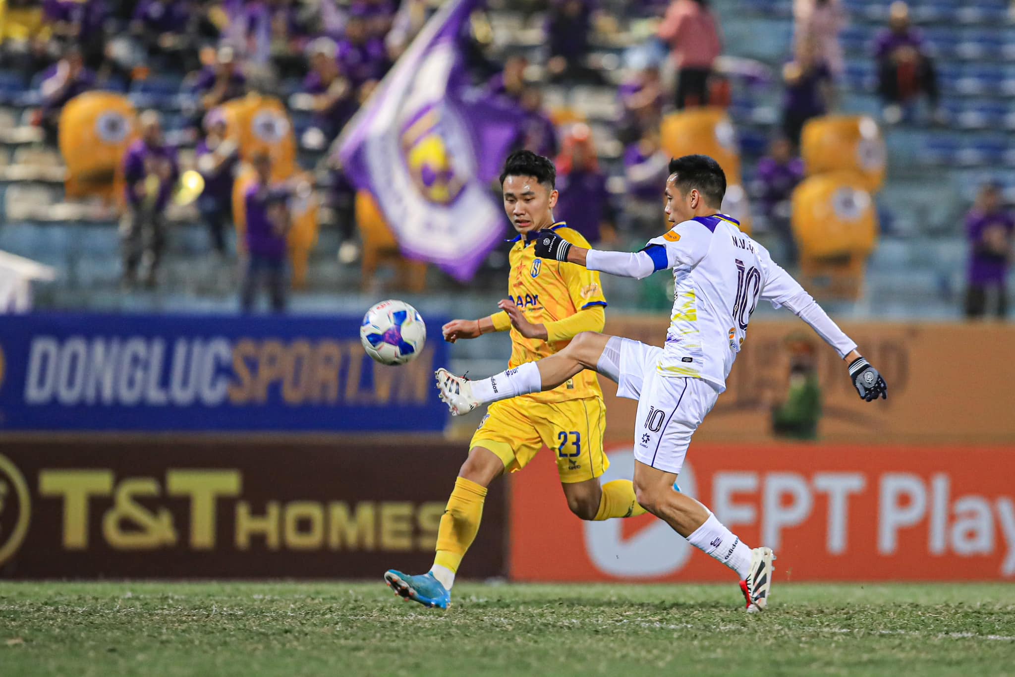 Văn Quyết Van Quyet