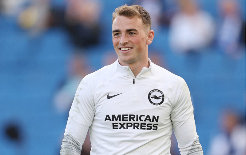 tieu-su-cau-thu-Tom-McGill