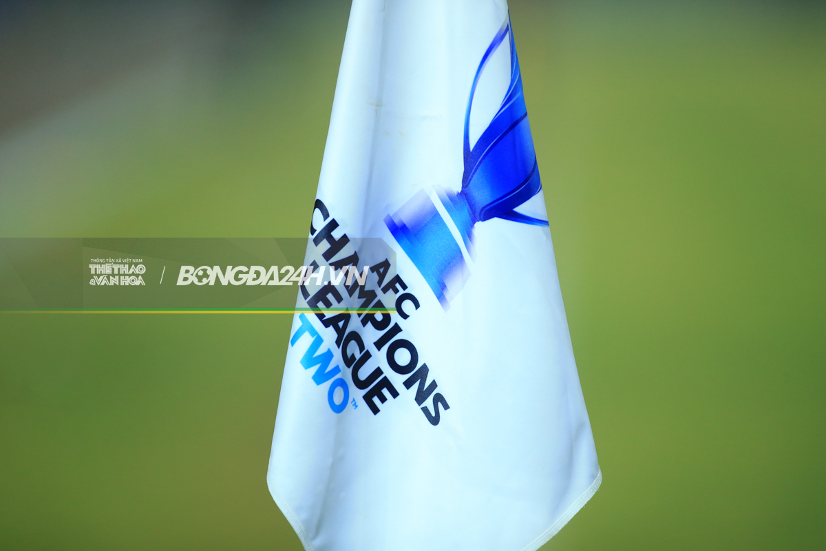 Chênh lệch đẳng cấp giữa Nam Định và đội bóng hàng đầu Nhật Bản 1