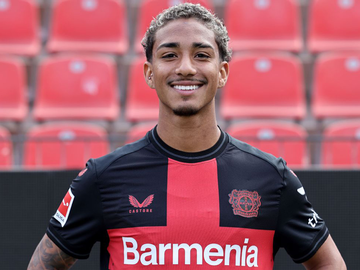 tieu-su-cau-thu-arthur-augusto