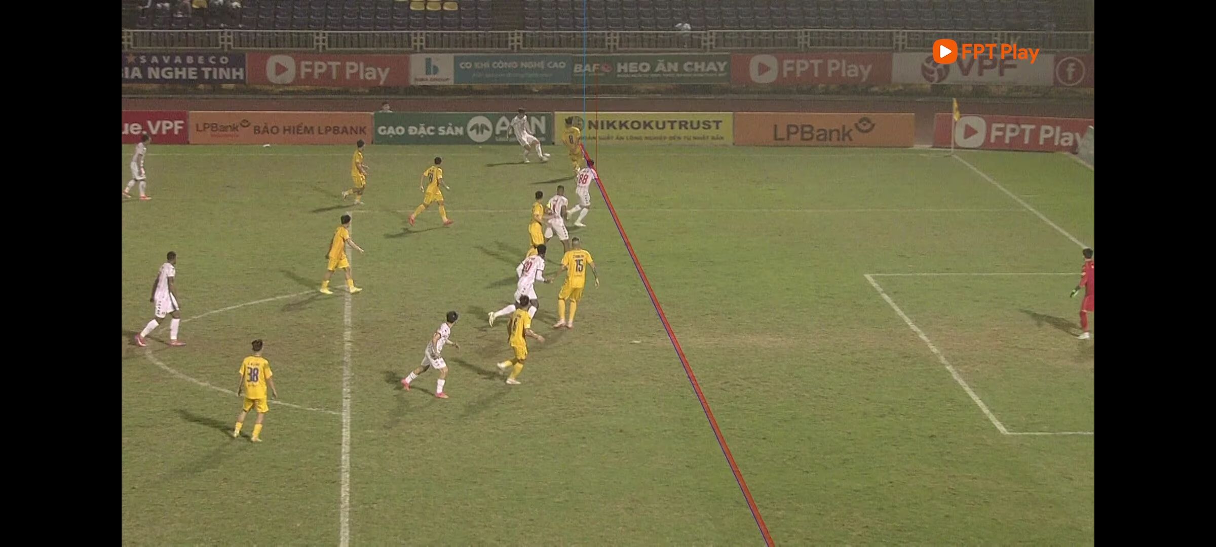 HLV Chu Đình Nghiêm lên tiếng về bàn thắng bị từ chối ở trận gặp SLNA 1