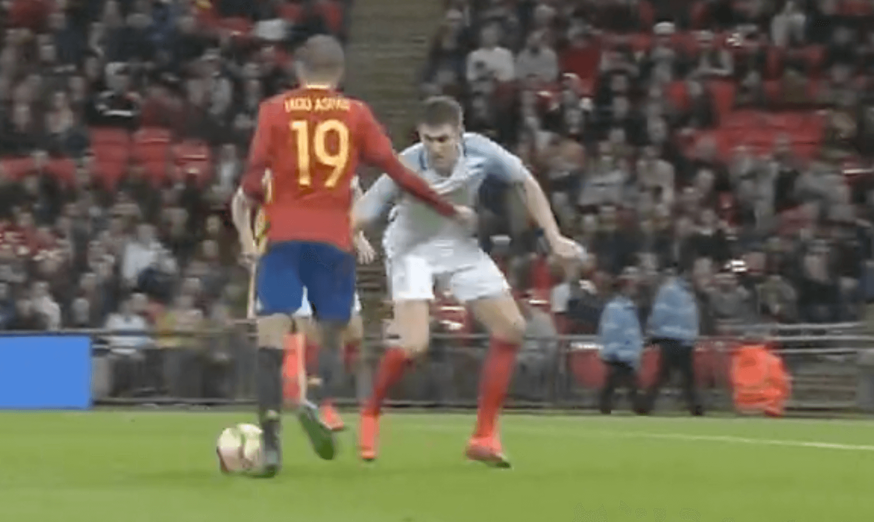 John Stones phòng ngự kiểu cricket Liệu đó có phải vấn đề quá lớn 5