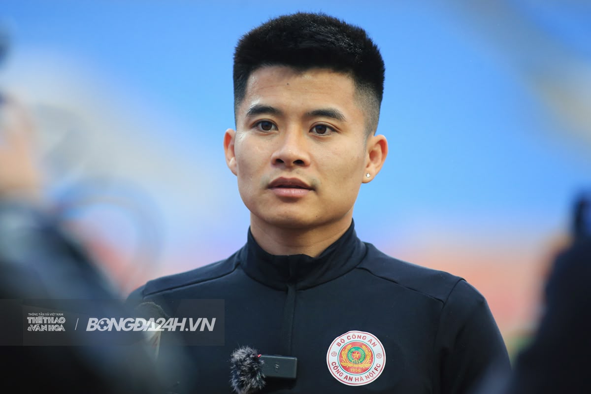 Le Pham Thanh Long CAHN vs Viettel