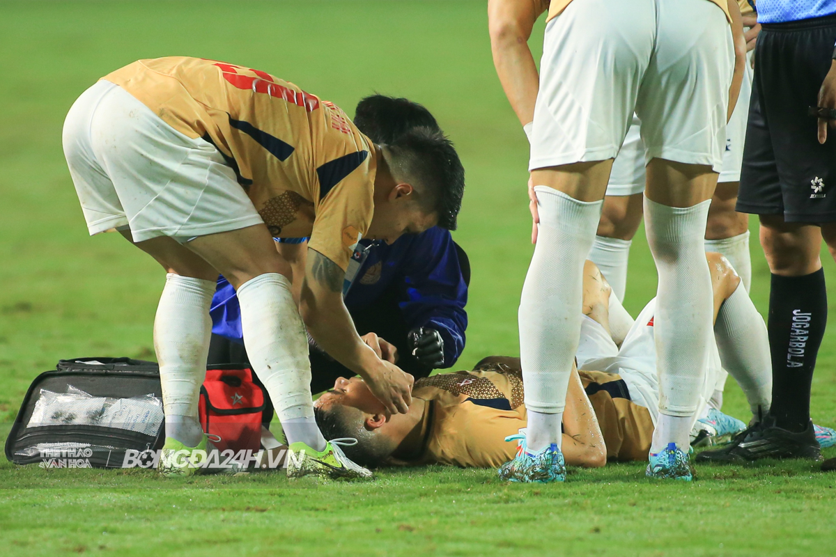 Nhà vô địch ASEAN Cup giúp Thể Công Viettel lên ngôi đầu bảng 3