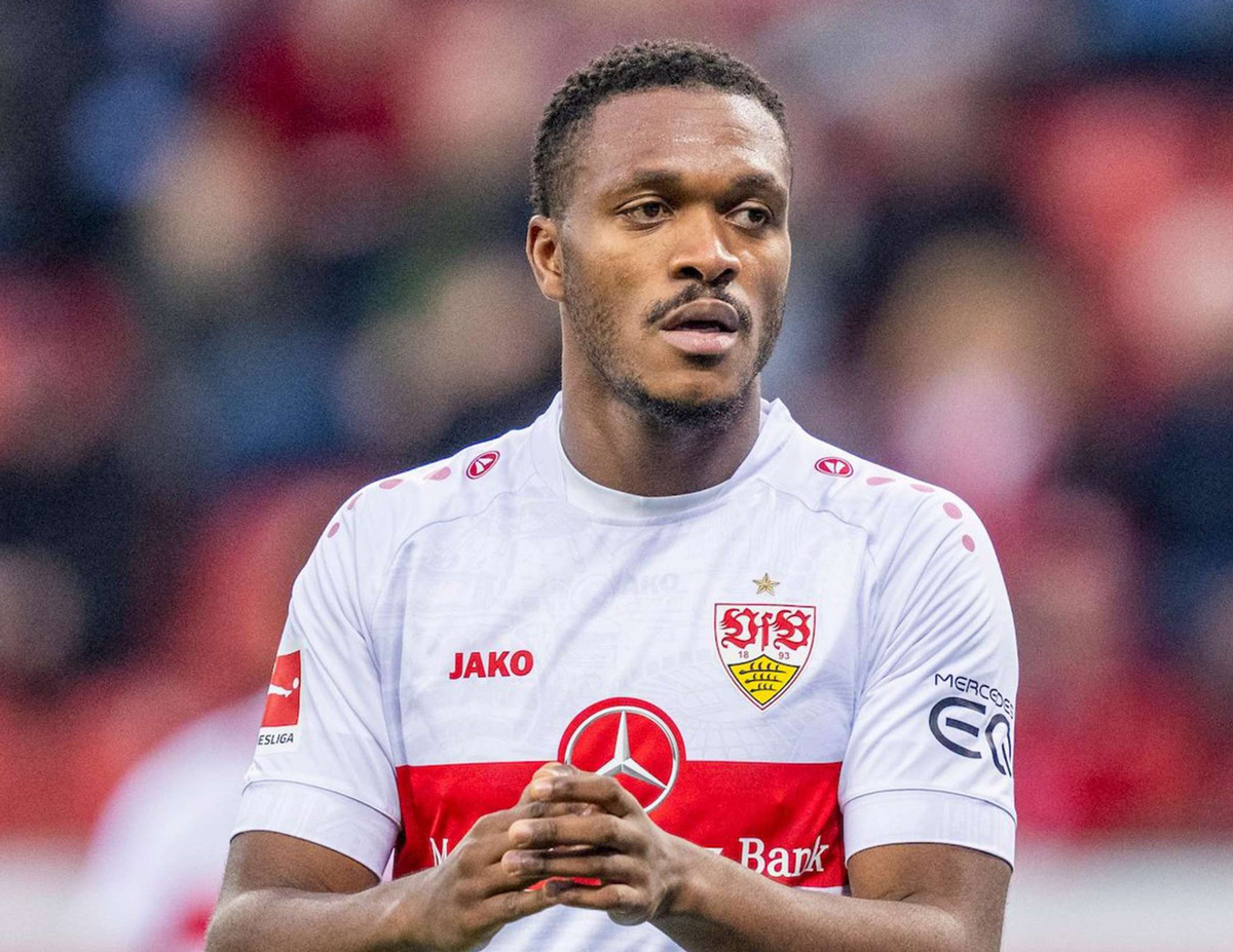 tieu-su-trung-ve-dan-axel-zagadou