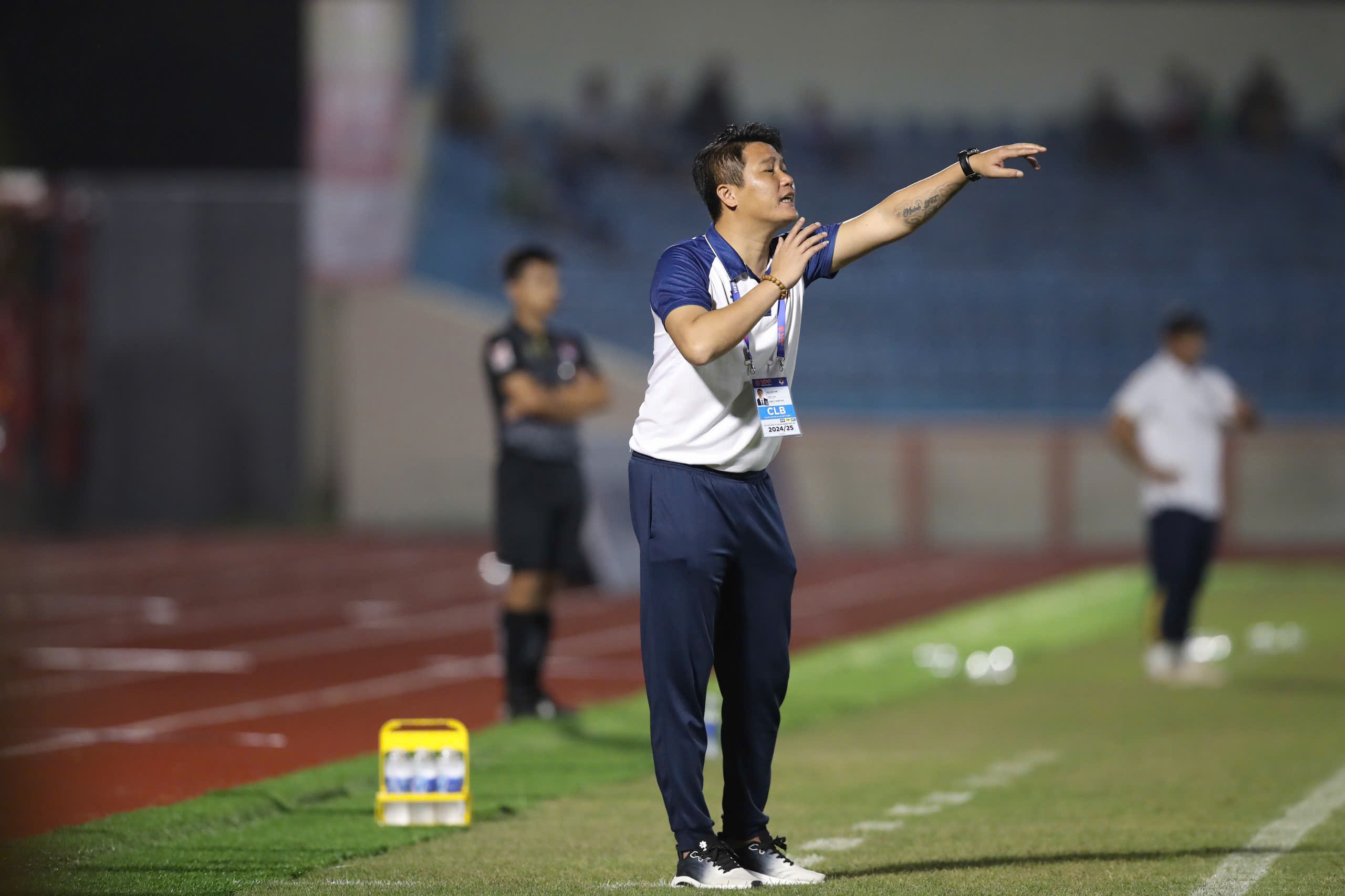 Vì sao Thanh Hóa lỡ cơ hội vô địch lượt đi VLeague 1