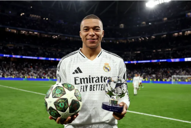 Kylian Mbappe dua Real vao vong 1/8 Champions League mua nay.