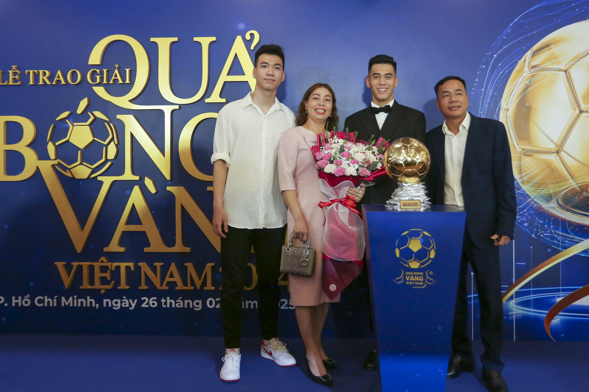 Gia dinh Tien Linh