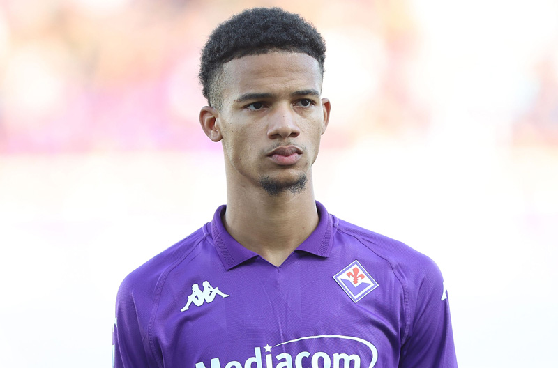 tieu-su-Amir-Richardson