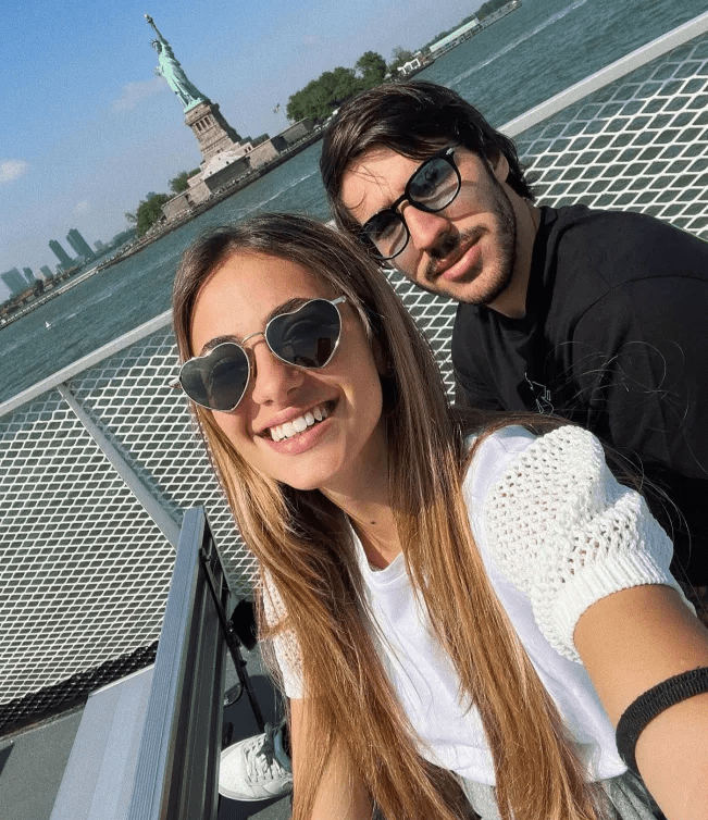 Sandro Tonali đính hôn với bạn gái tuyệt đẹp 1